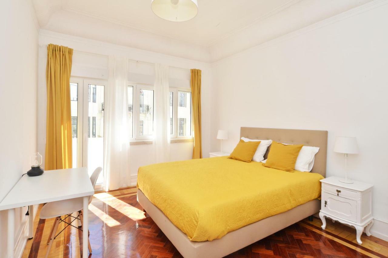 Guest House Avenida Lisbon Bagian luar foto